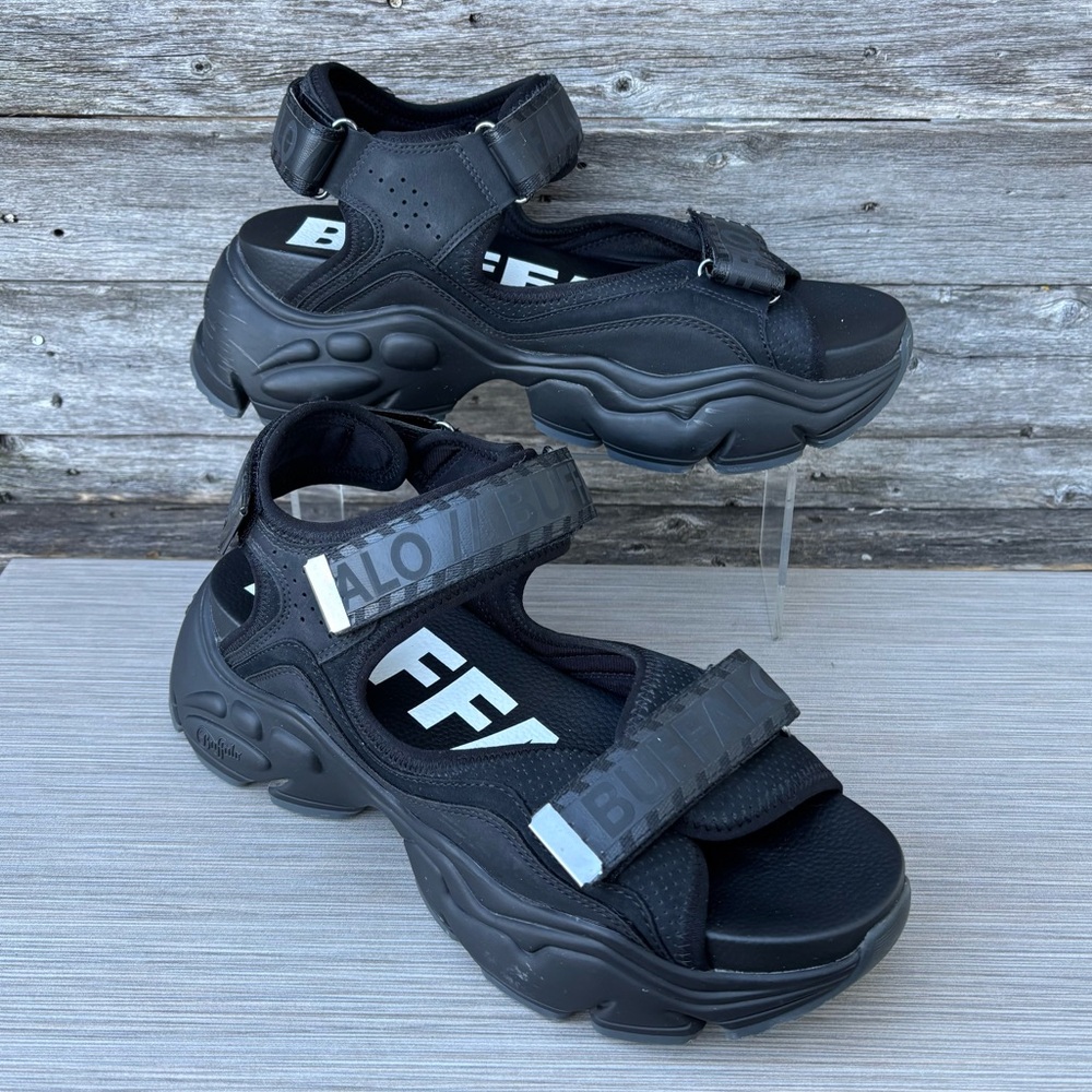 BUFFALO “BINARY 0” Platform Sandals